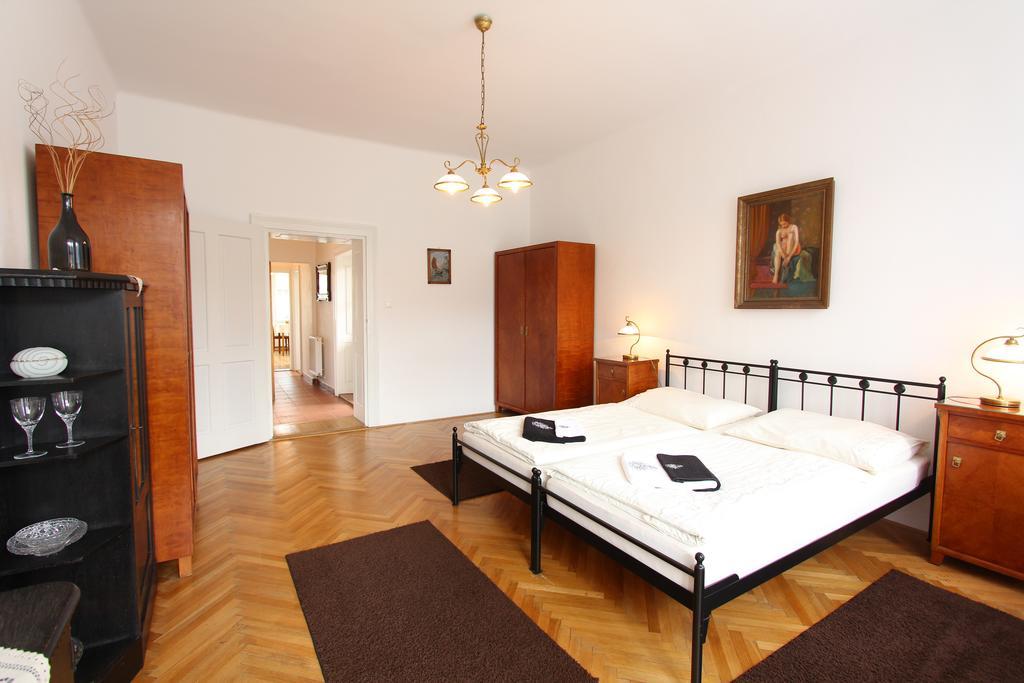 Penzion Jelen Vranov nad Dyjí Quarto foto